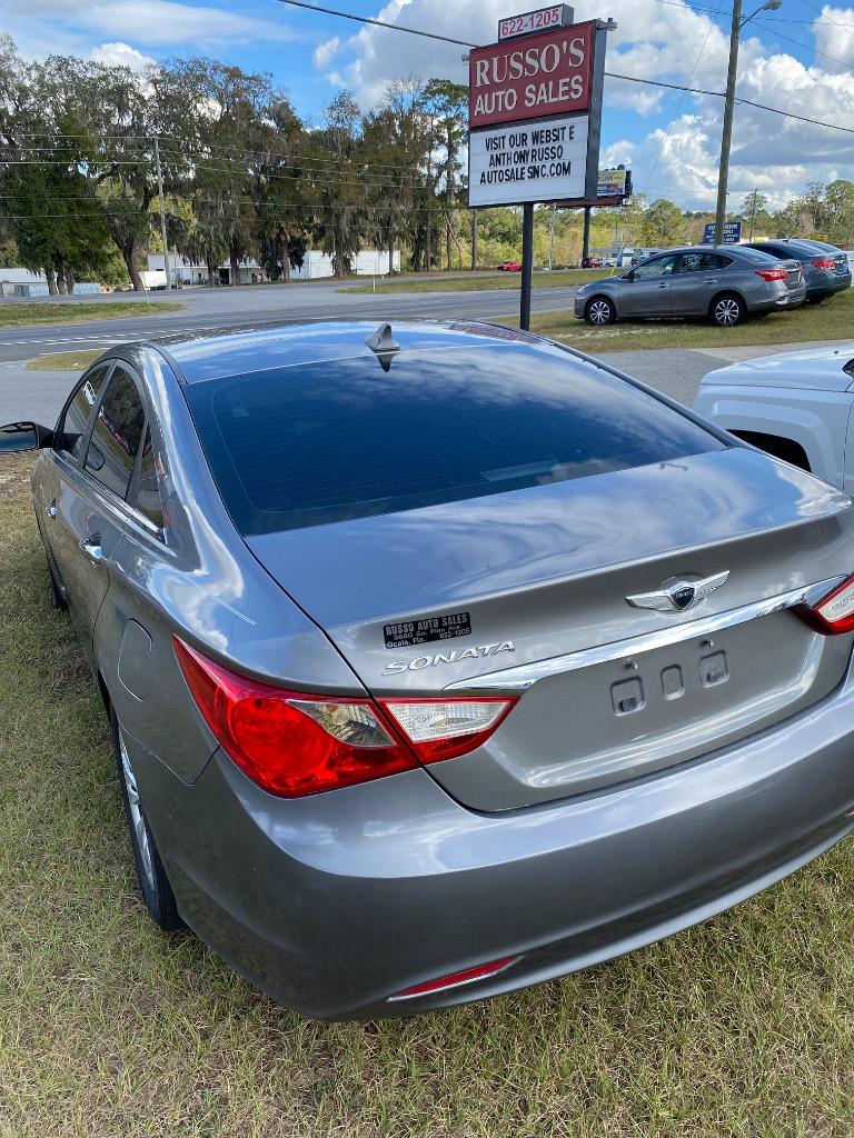 2011 Hyundai Sonata GLS photo 3